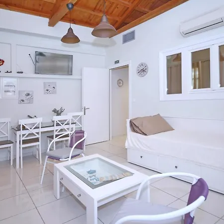 Port View Apartment Skopelos Town