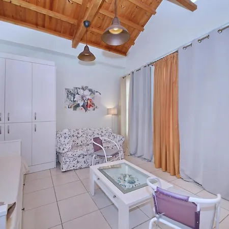 Port View Apartment *