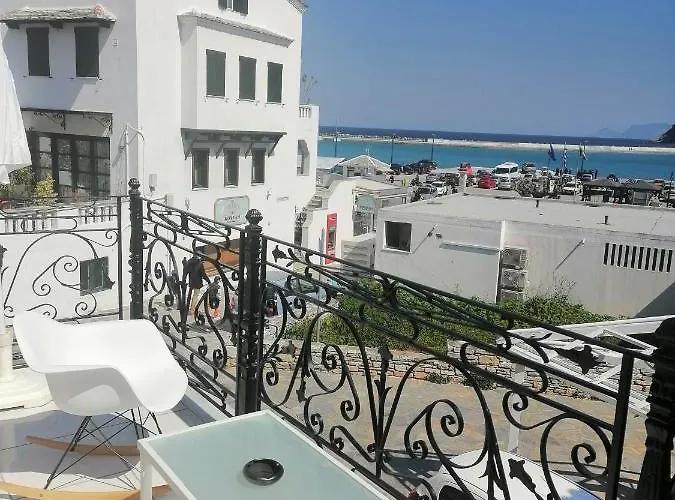 Port View Скопелос