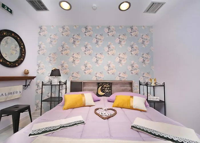 Port View * Скопелос