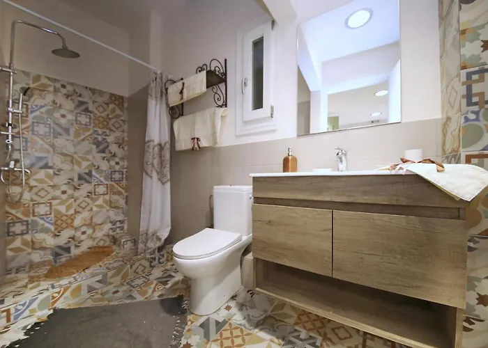 Port View * Скопелос