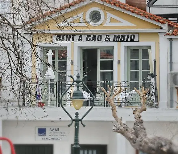 Port View Скопелос