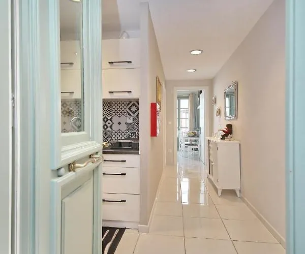 Апартаменты Port View